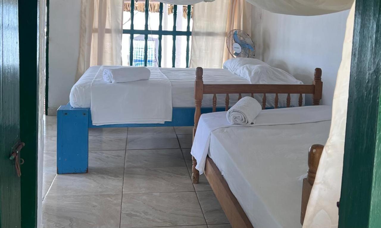 Hotel Puntanorte Tintipan Island Exterior photo