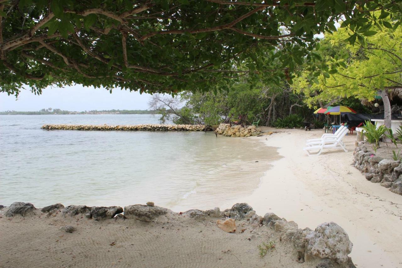 Hotel Puntanorte Tintipan Island Exterior photo